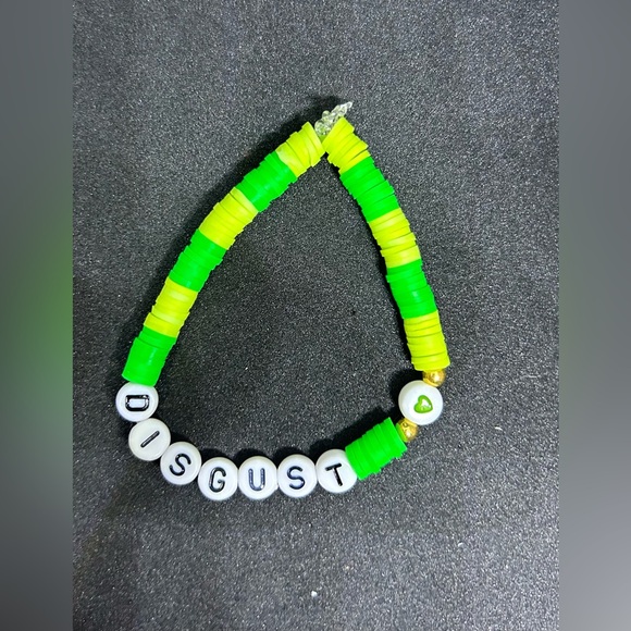Disgust (Inside Out) Heishi Bracelet - Picture 4 of 8